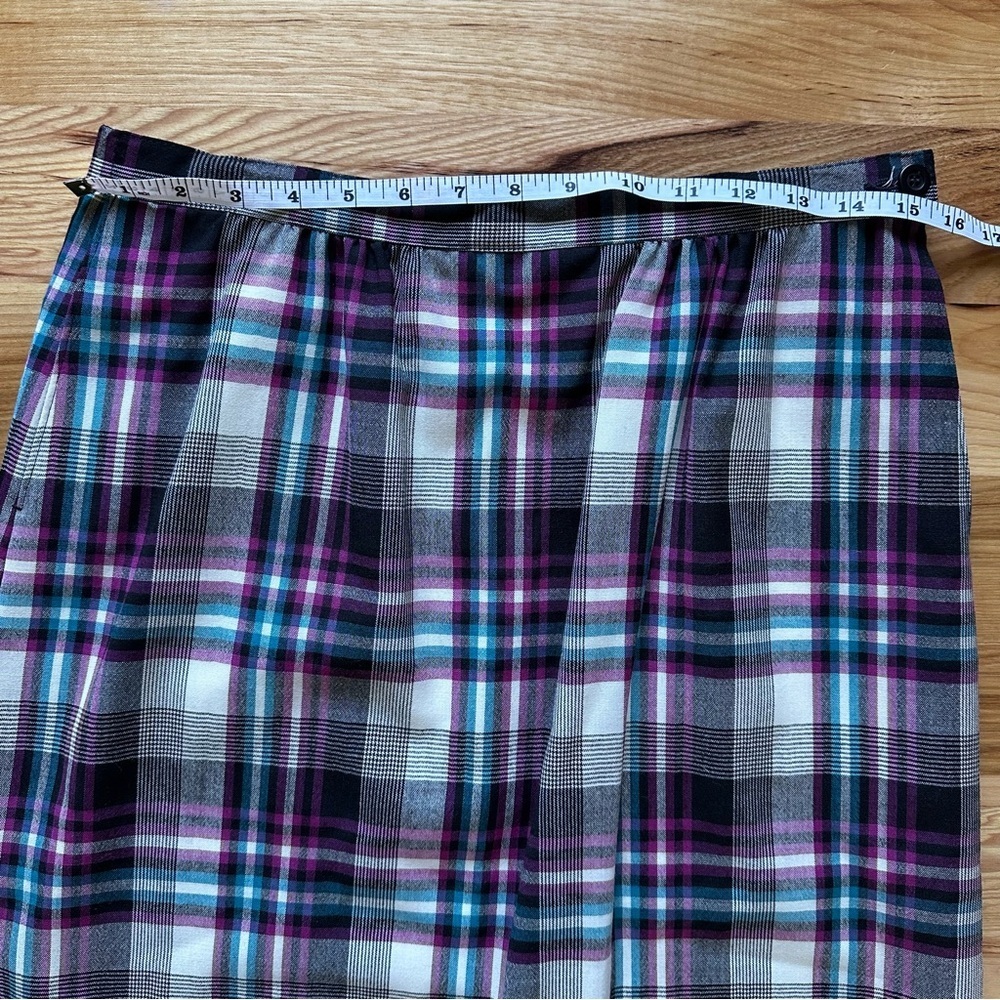 Pendleton Vintage 100% Pure Virgin Wool Plaid Pleated Skirt Sz 12 Purple/Black - Picture 11 of 14